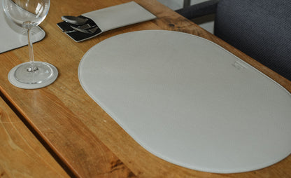 Tischset oval –  50 x 34 cm - formschön & rutschfest