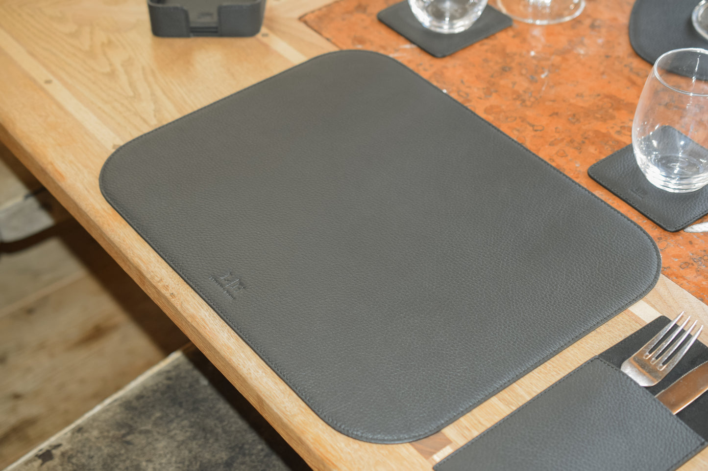 Telleruntersetzer aus Leder (ca. 41 × 31 cm) - rechteckig
