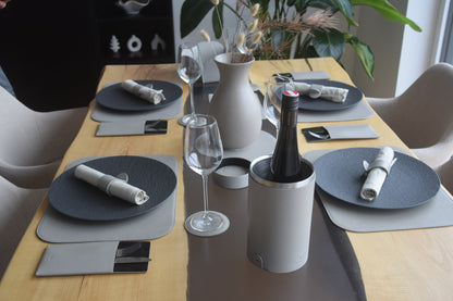 Weinkühler aus Leder mit Edelstahleinsatz – stilvolle Kühlung für Wein & Sekt