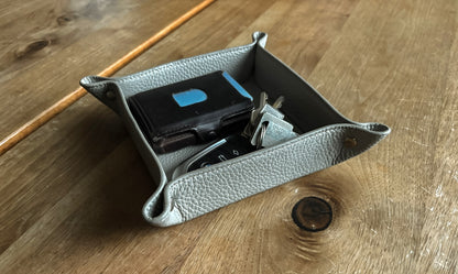 Schlüssel- & Utensilienablage – 14 × 14 × 4 cm