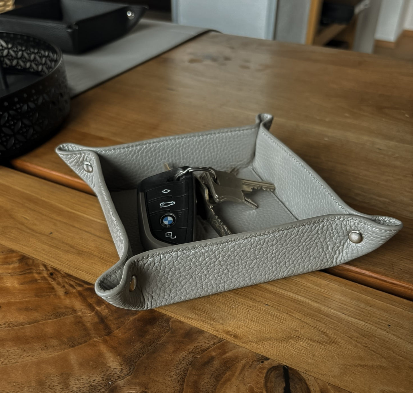 Schlüssel- & Utensilienablage – 14 × 14 × 4 cm