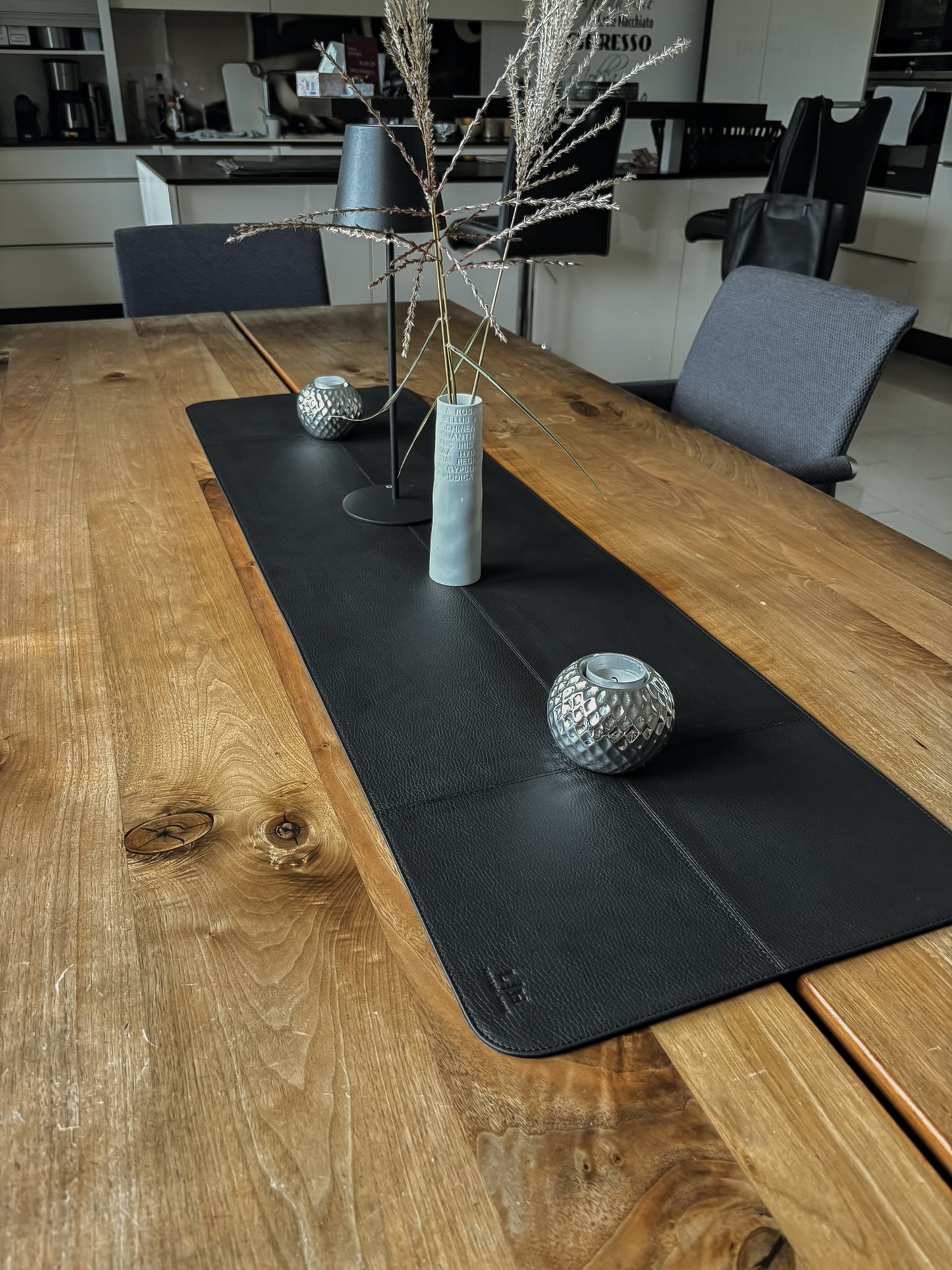 Tischläufer mit Ziernähten – 120 × 34 cm