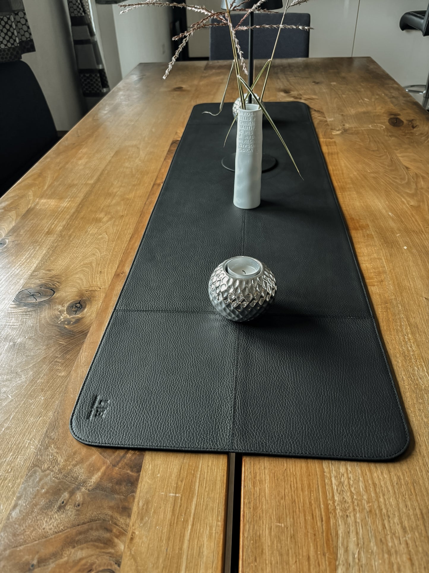 Tischläufer mit Ziernähten – 120 × 34 cm