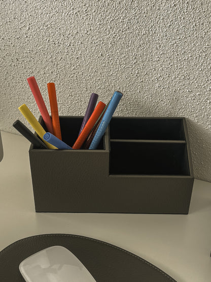 Schreibtischorganizer aus Leder – mit Innenfächern, 10,5 × 9 × 9 cm