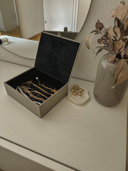 Lederbox mit Deckel – 20 × 16 × 6 cm