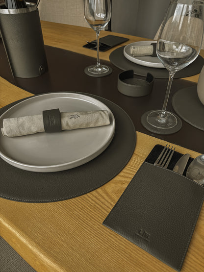 Runde Glasuntersetzer aus Leder – 6er-Set mit Halter