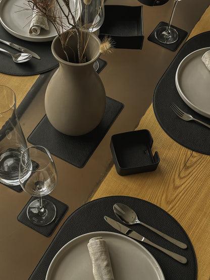 6 quadratische Leder-Glasuntersetzer im Set – inkl. Halter