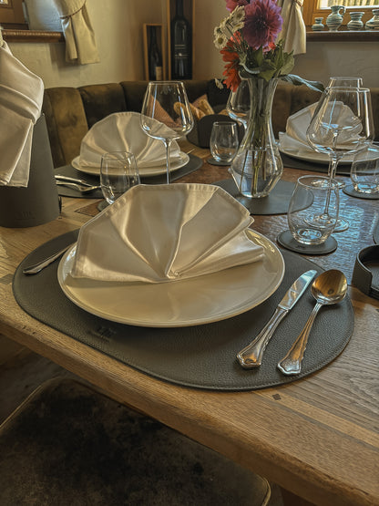 Tischset oval –  50 x 34 cm - formschön & rutschfest