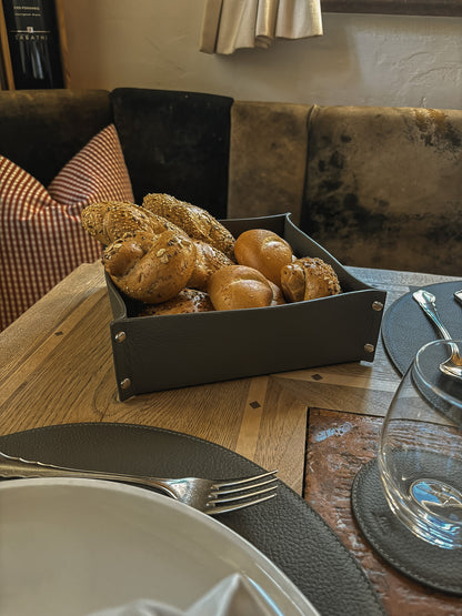 Brotkorb & Obstkorb aus Leder – stilvolle Aufbewahrung mit Charakter – 20 × 20 cm