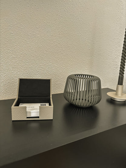 Leder-Visitenkartenbox – stilvoll & funktional