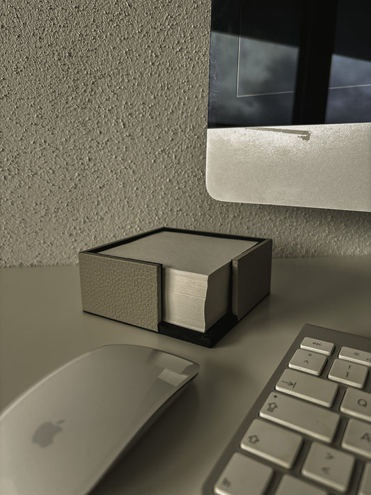 Zettelbox aus Leder – 10,5 × 10,5 × 4,5 cm inkl. Notizzettel
