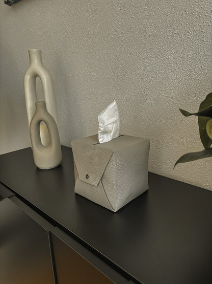 Lederhülle für Taschentuchbox – quadratisch & stilvoll