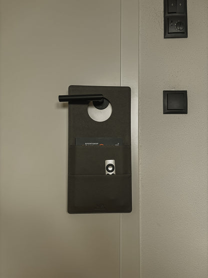Hängeorganizer aus Leder – 40 × 20 cm