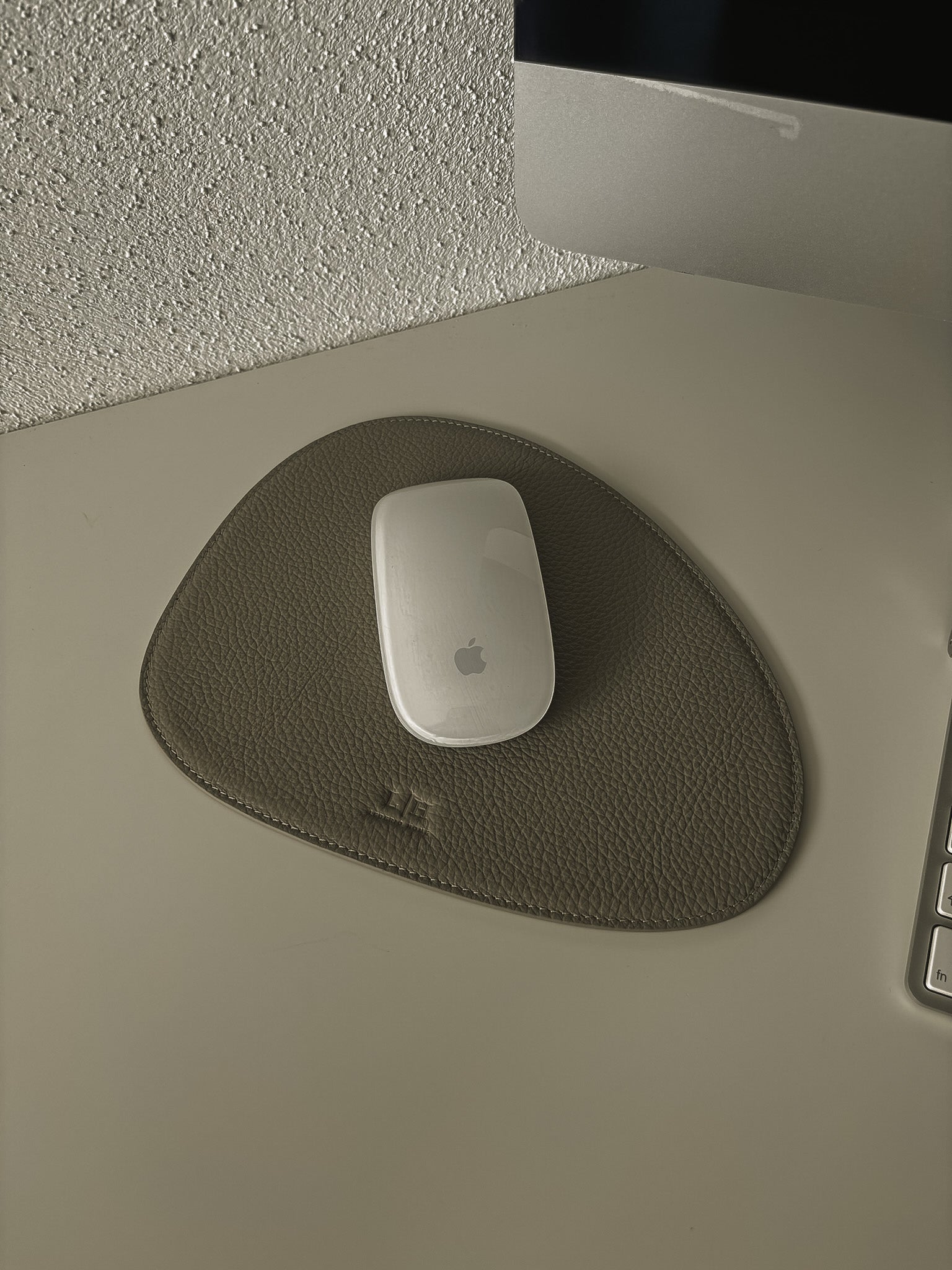 Asymmetrisches Mousepad – 24 × 18 cm