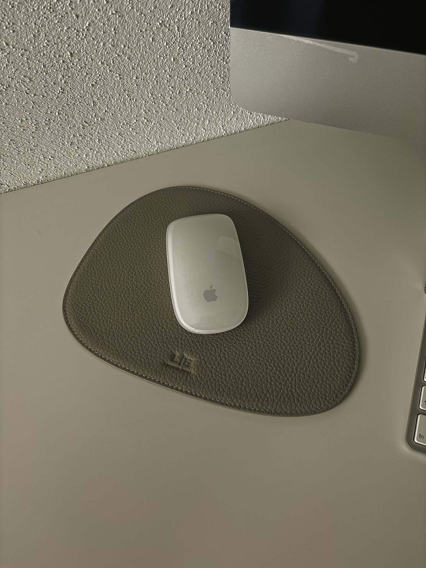 Asymmetrisches Mousepad – 24 × 18 cm