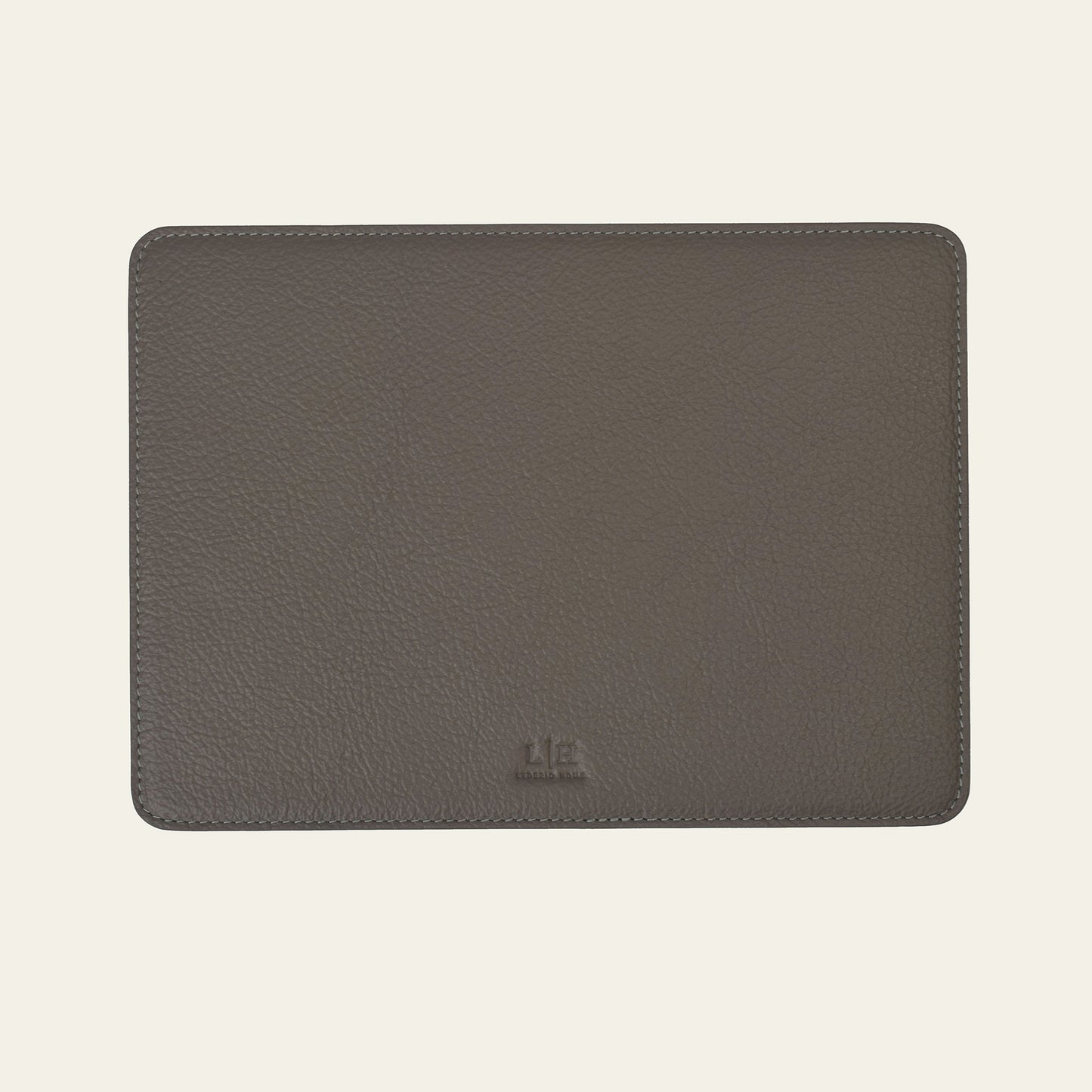 Kleines Platzset aus Leder, Rechteckig – Kompakte Tischunterlage für Alltag & Service – 25 × 18 cm