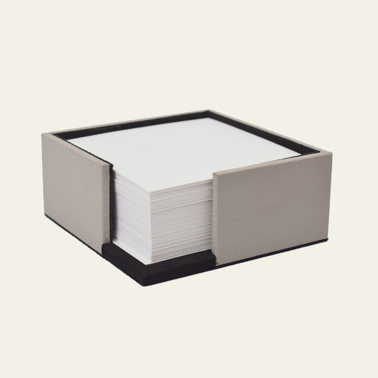 Zettelbox aus Leder – 10,5 × 10,5 × 4,5 cm inkl. Notizzettel