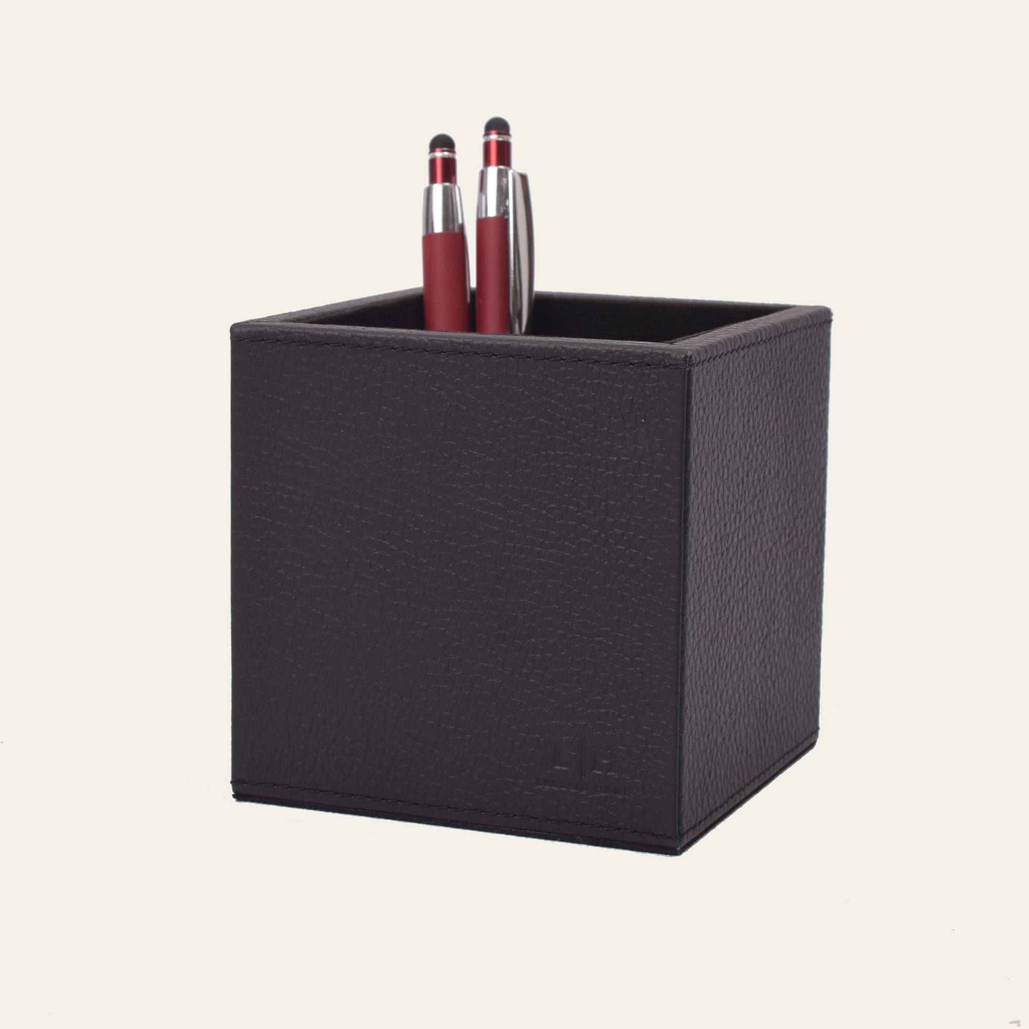 Leder-Stiftehalter – stilvolle Ordnung