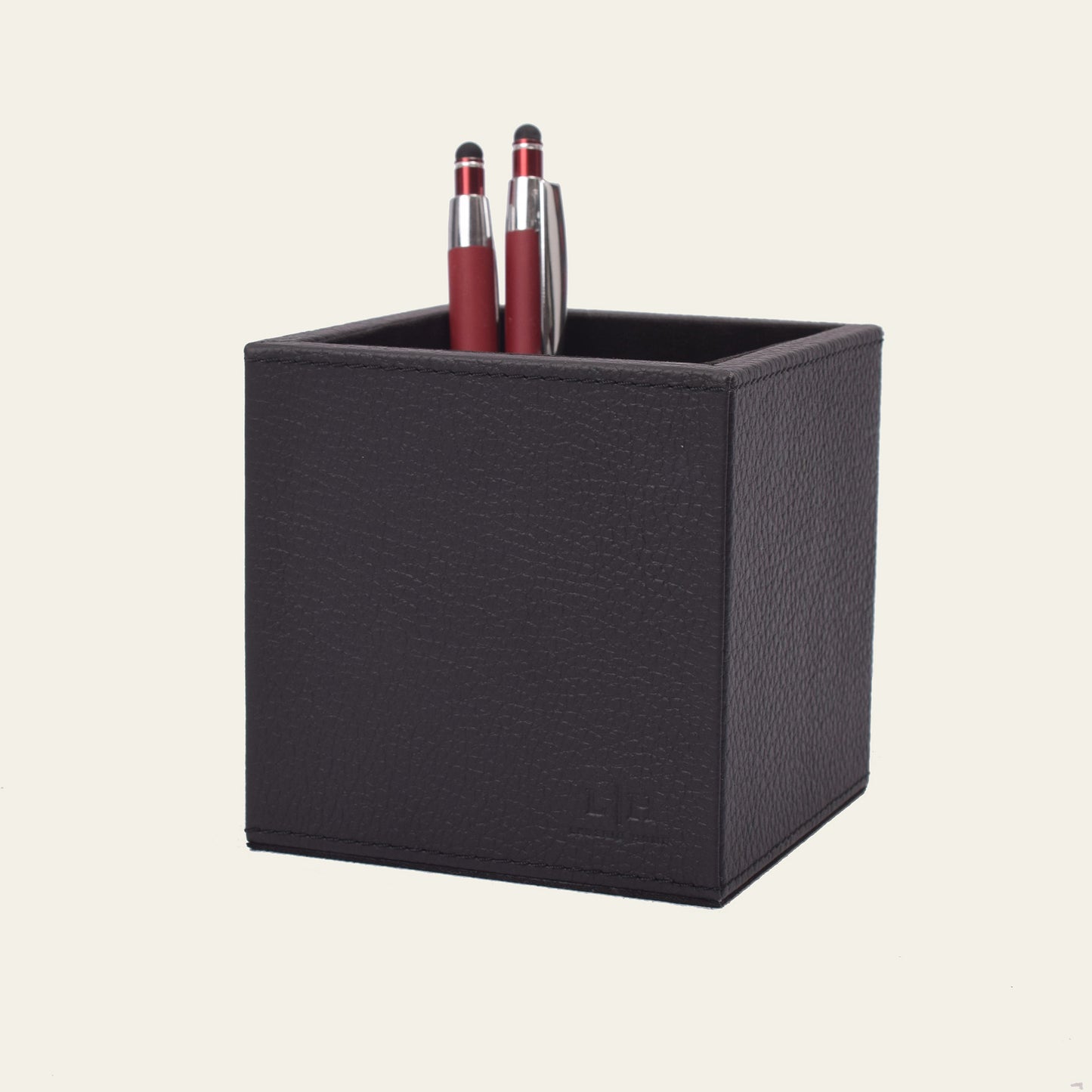 Leder-Stiftehalter – stilvolle Ordnung