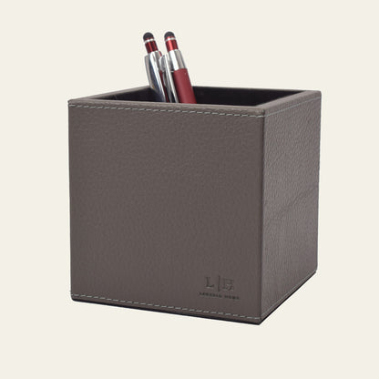 Leder-Stiftehalter – stilvolle Ordnung