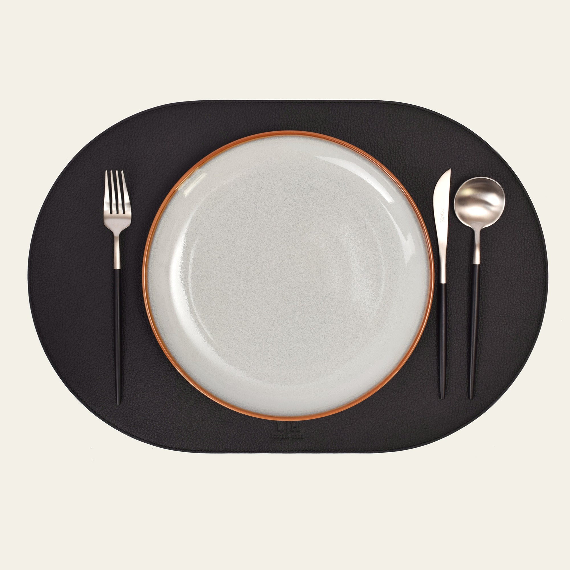 Tischset oval –  50 x 34 cm - formschön & rutschfest