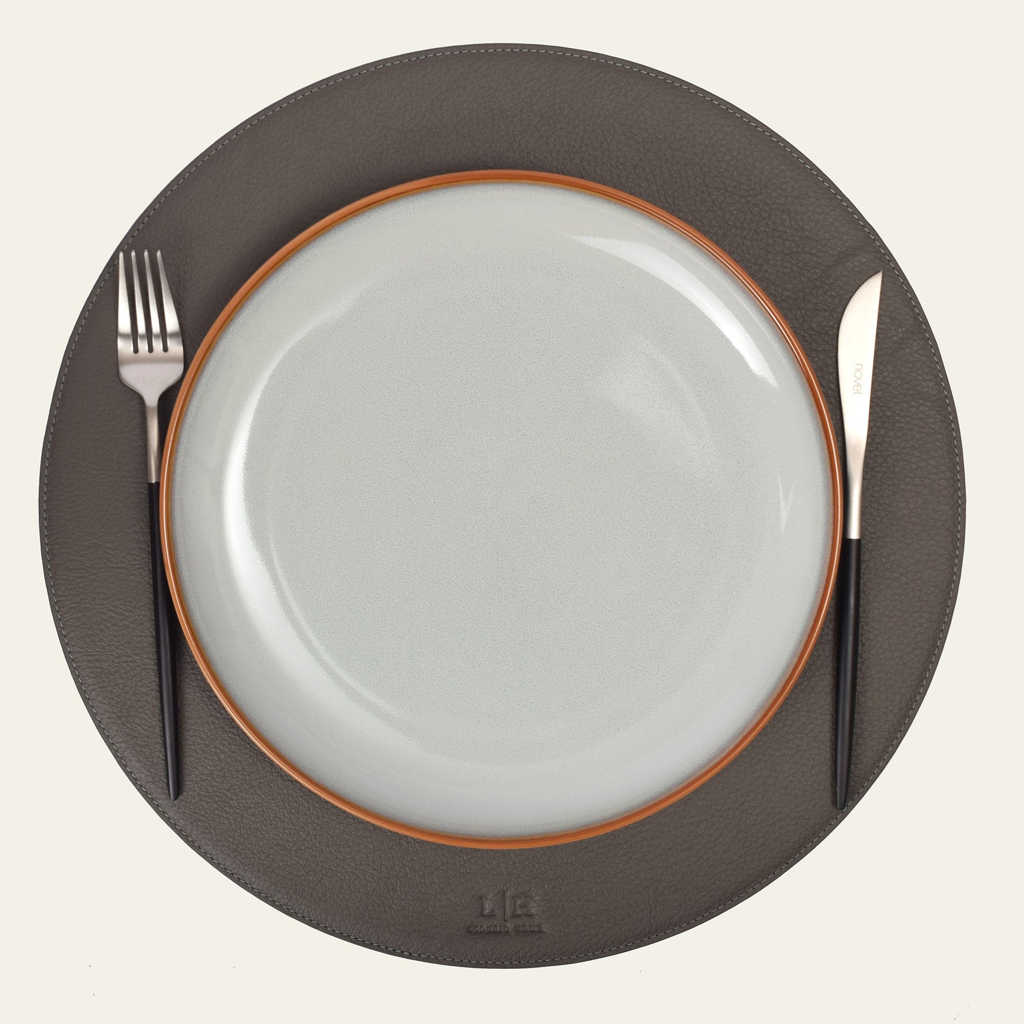 Platzset rund Ø 37 cm – stilvolles Tischset aus echtem Leder