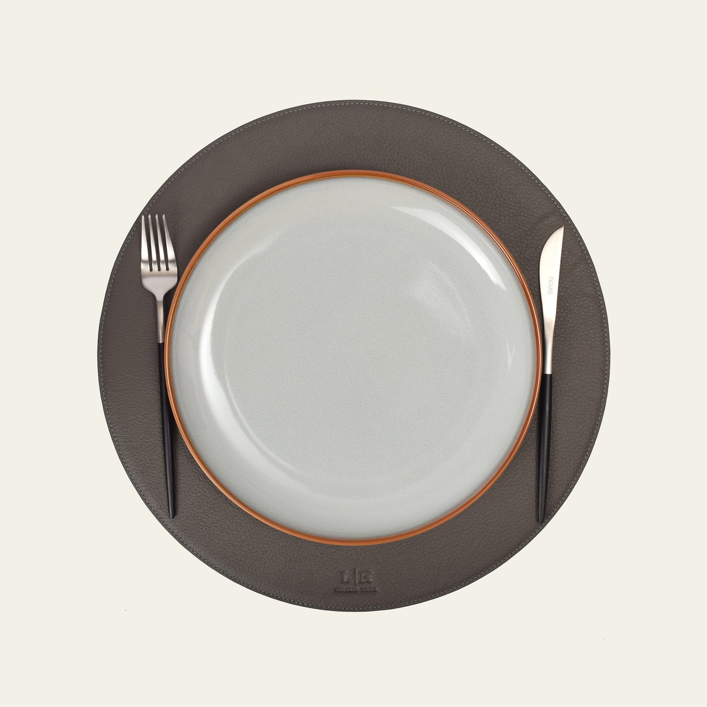 Platzset rund Ø 37 cm – stilvolles Tischset aus echtem Leder