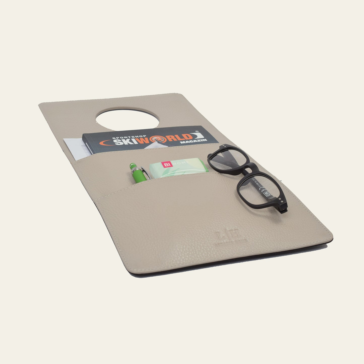 Hängeorganizer aus Leder – 40 × 20 cm