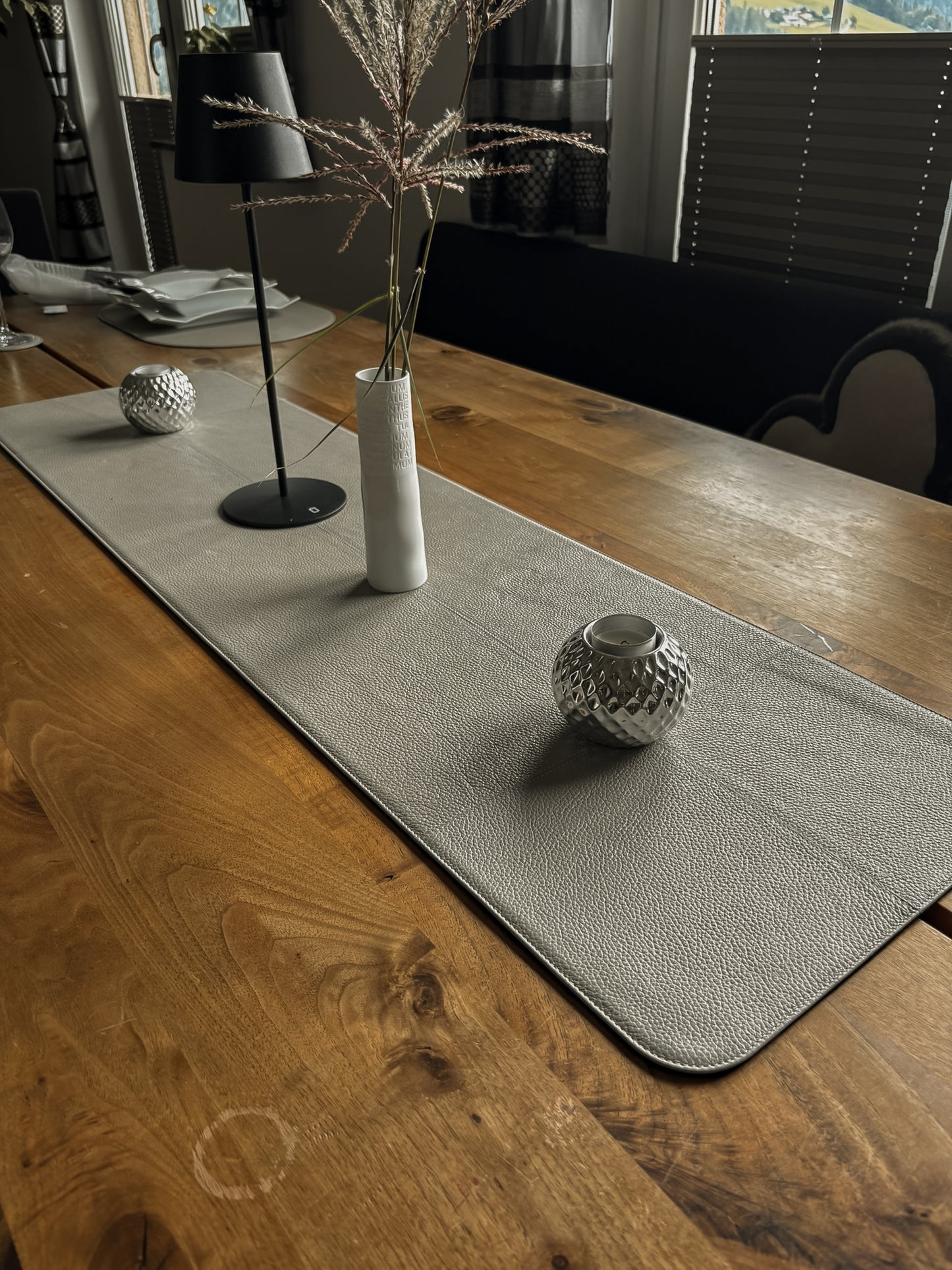 Tischläufer mit Ziernähten – 120 × 34 cm